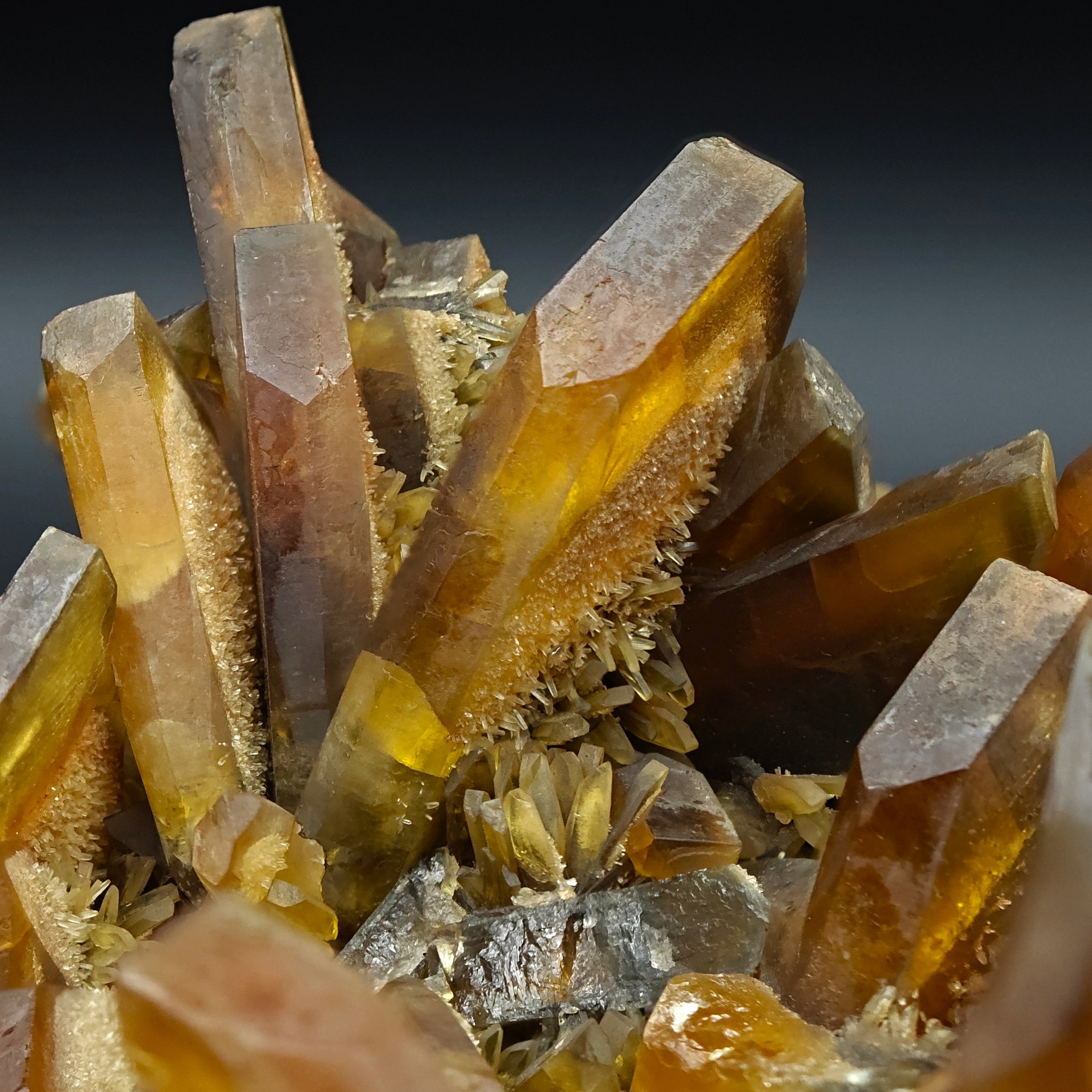 BARYTE – 6.5cm Amber Crystal, Villamassargia, Sardinia, Italy