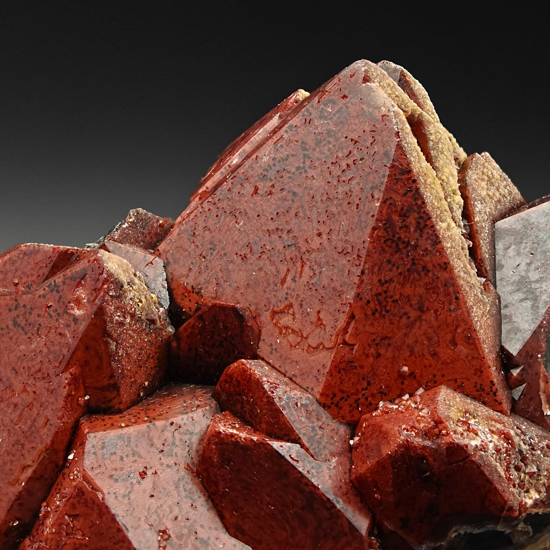 HEMATOID QUARTZ – Intense Blood Red Color with Large Crystals