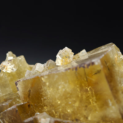 Macro view of fluorite cube edges and surface striations, Lanying Mine, China