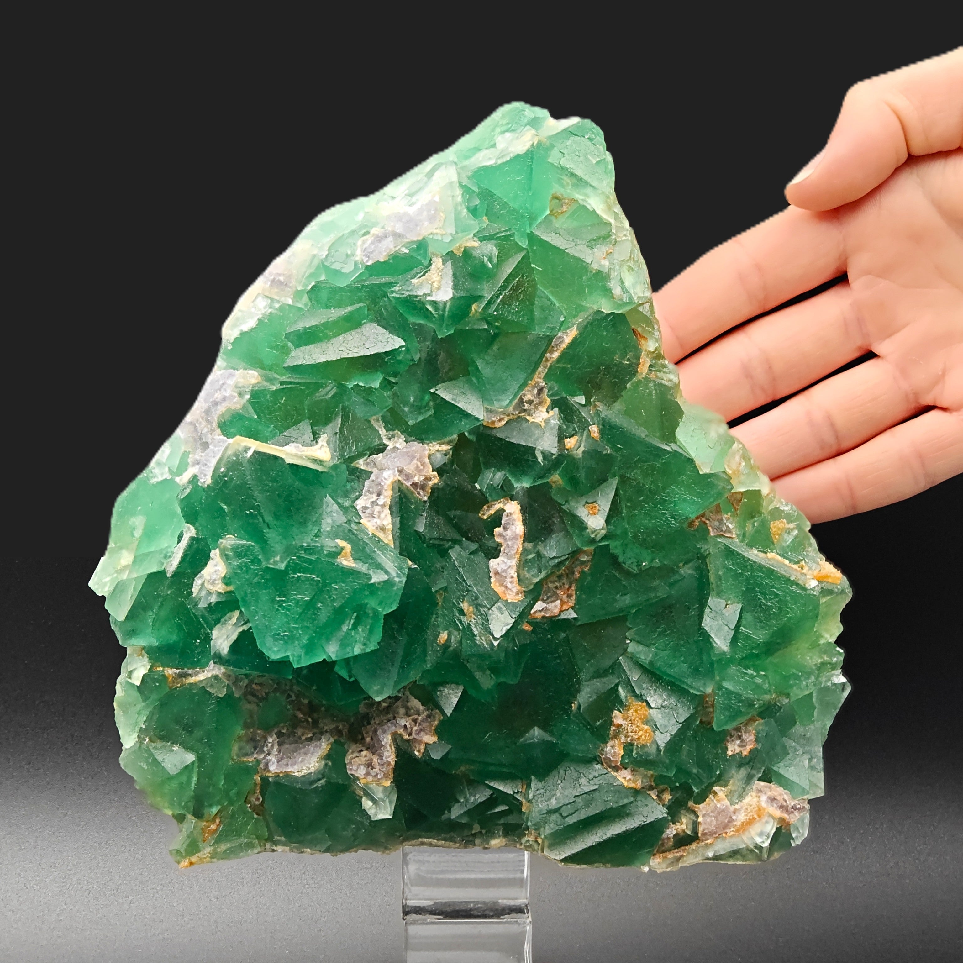 FLUORITE – Vivid Green Octahedral Crystals with Phantoms, China