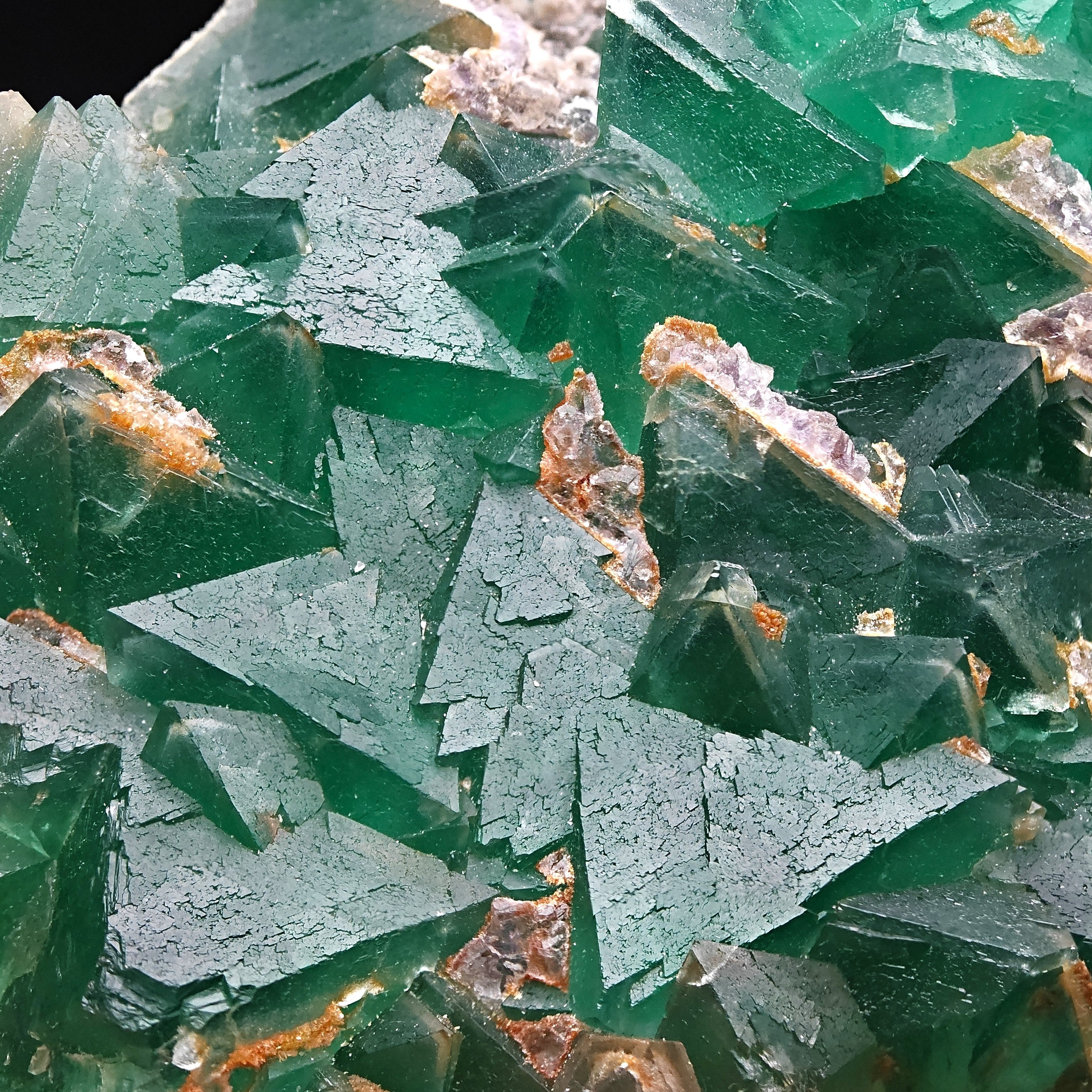 FLUORITE – Vivid Green Octahedral Crystals with Phantoms, China