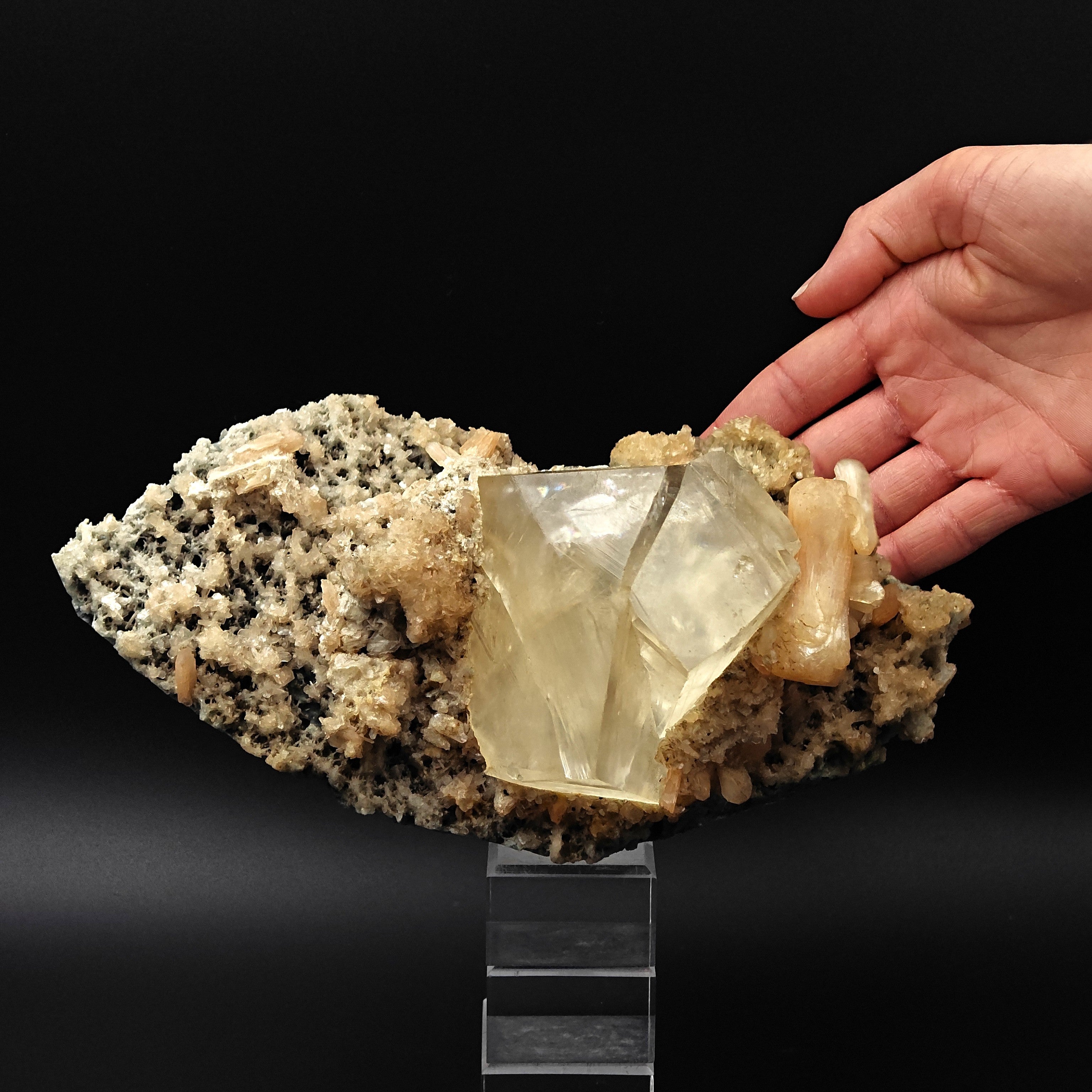 CALCITE & STILBITE – Big Twinned Crystals with Pink Stilbite, Pune, India