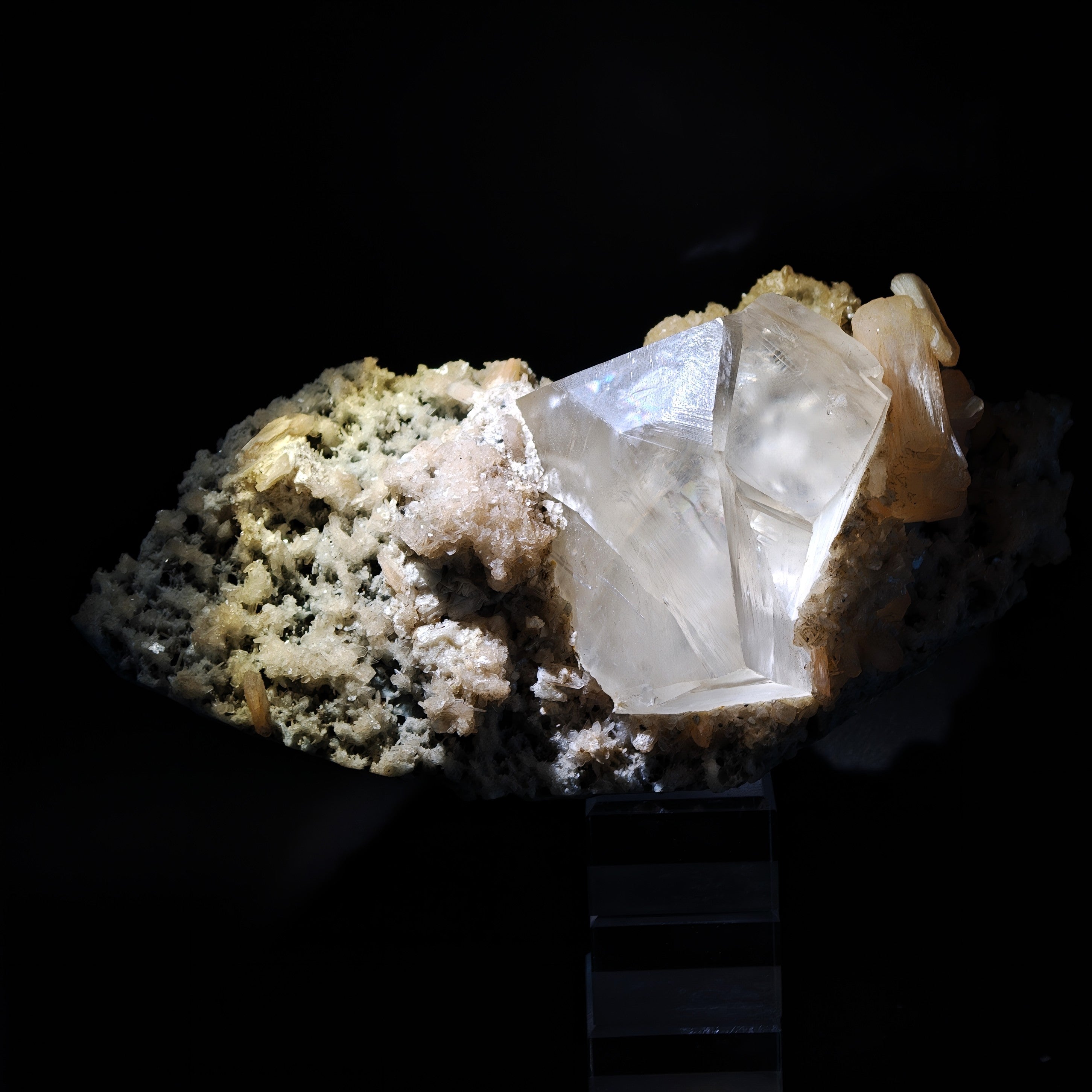 CALCITE & STILBITE – Big Twinned Crystals with Pink Stilbite, Pune, India
