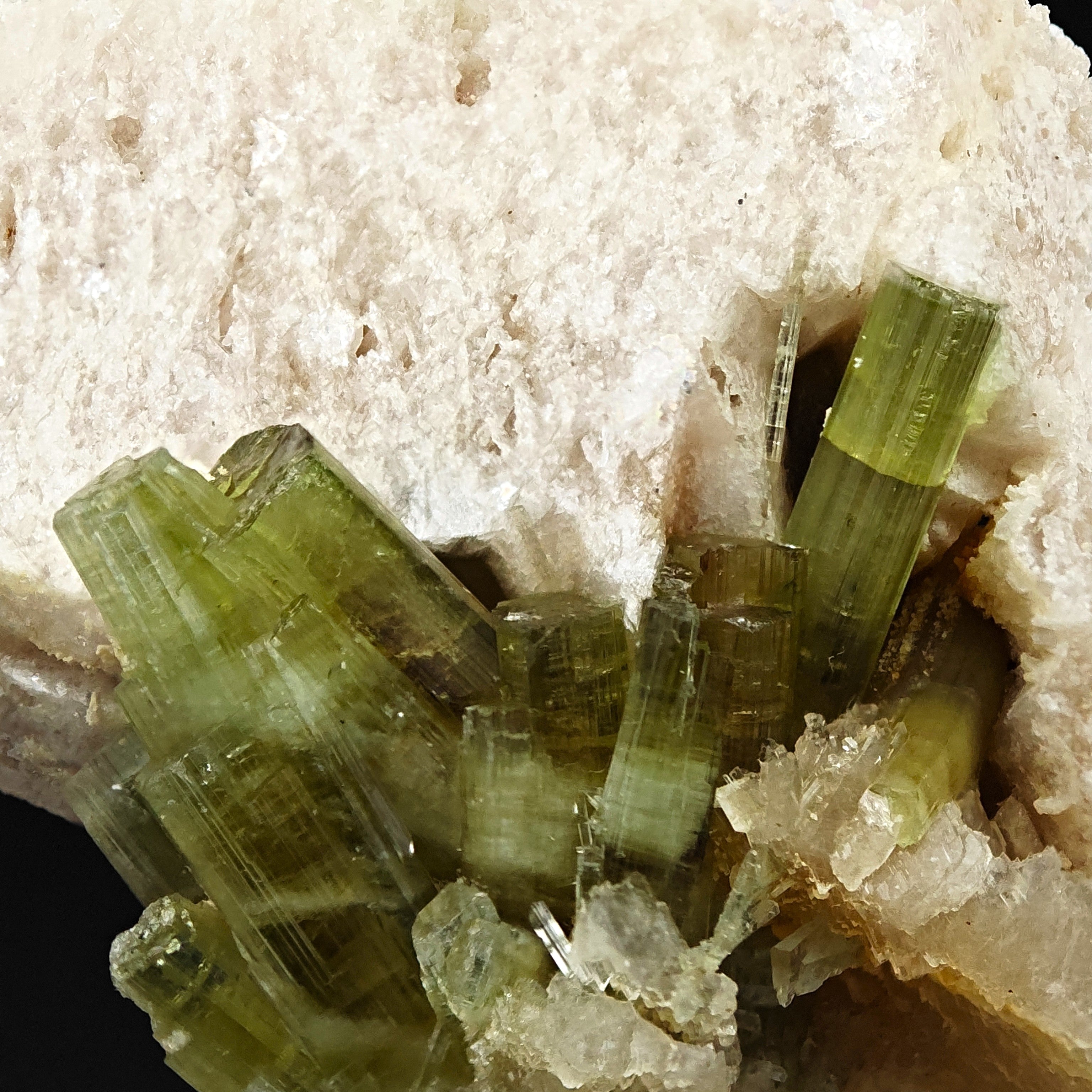 ELBAITE – Vivid Gem-Green Transparent Tourmaline Crystals, Minas Gerais, Brazil
