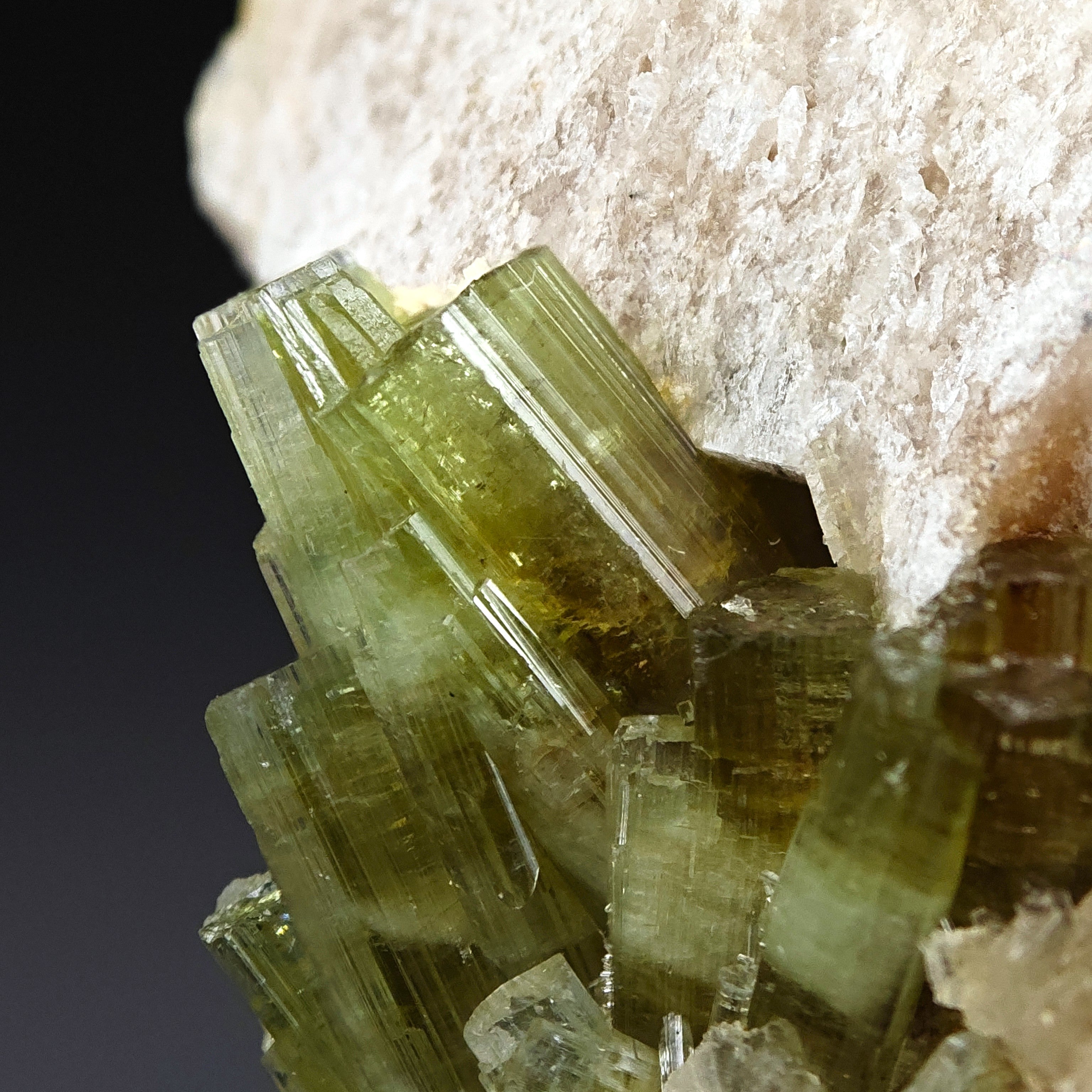 ELBAITE – Vivid Gem-Green Transparent Tourmaline Crystals, Minas Gerais, Brazil