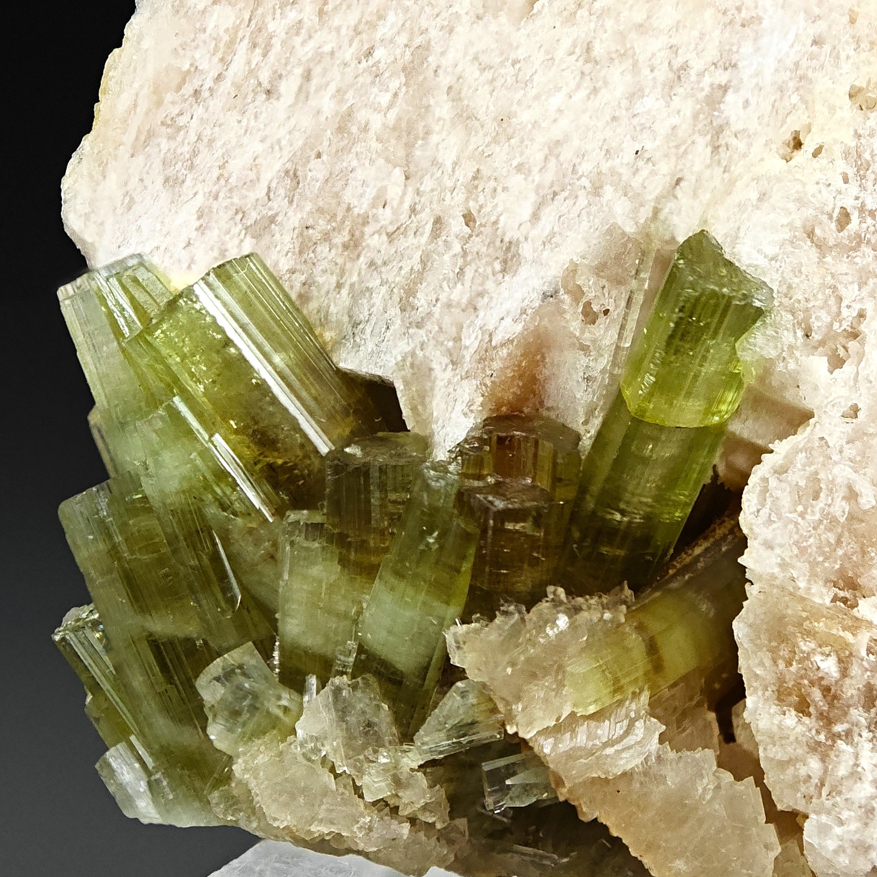 ELBAITE – Vivid Gem-Green Transparent Tourmaline Crystals, Minas Gerais, Brazil