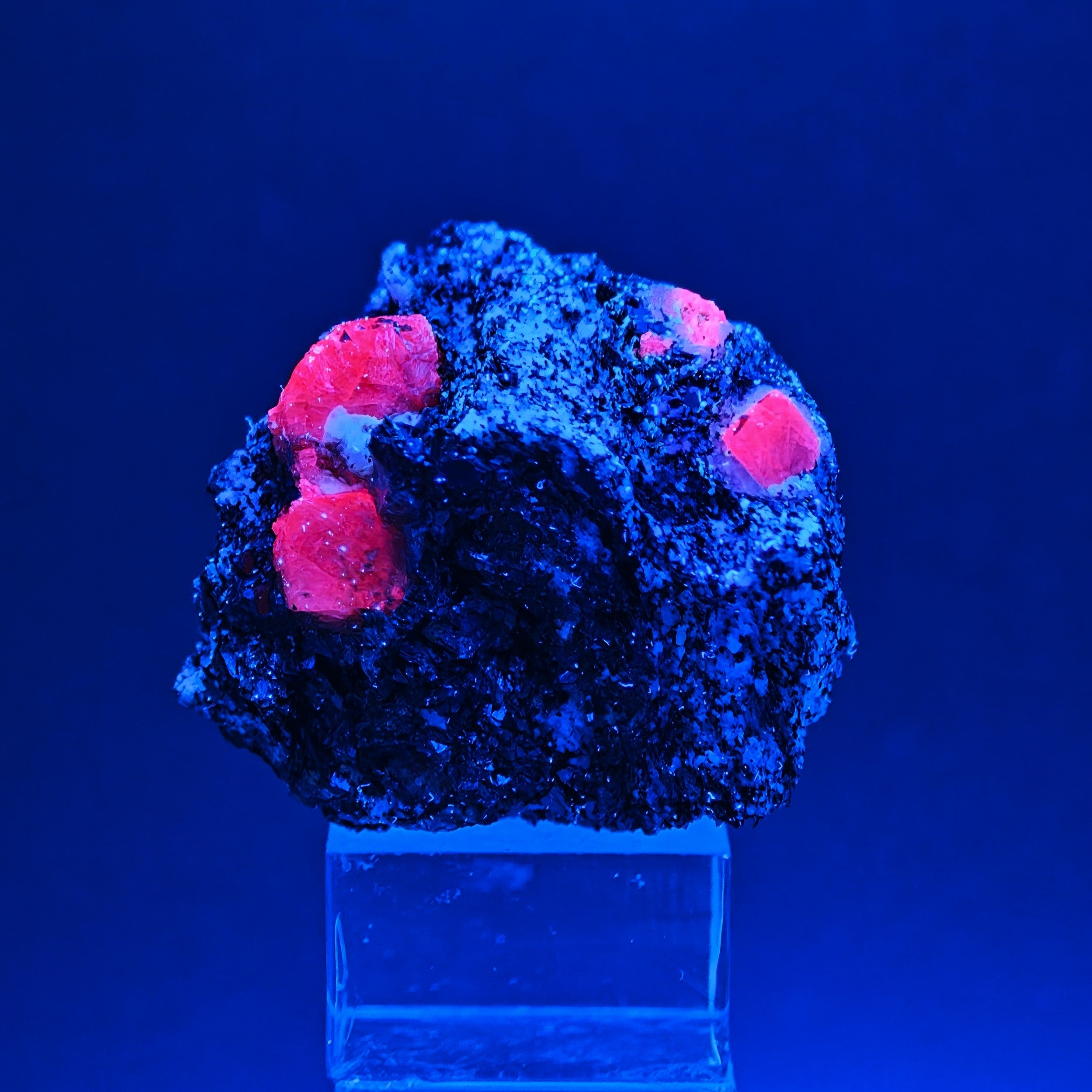 SAPPHIRE – Rare 39mm Violet Corundum Crystal, Zazafotsy, Madagascar
