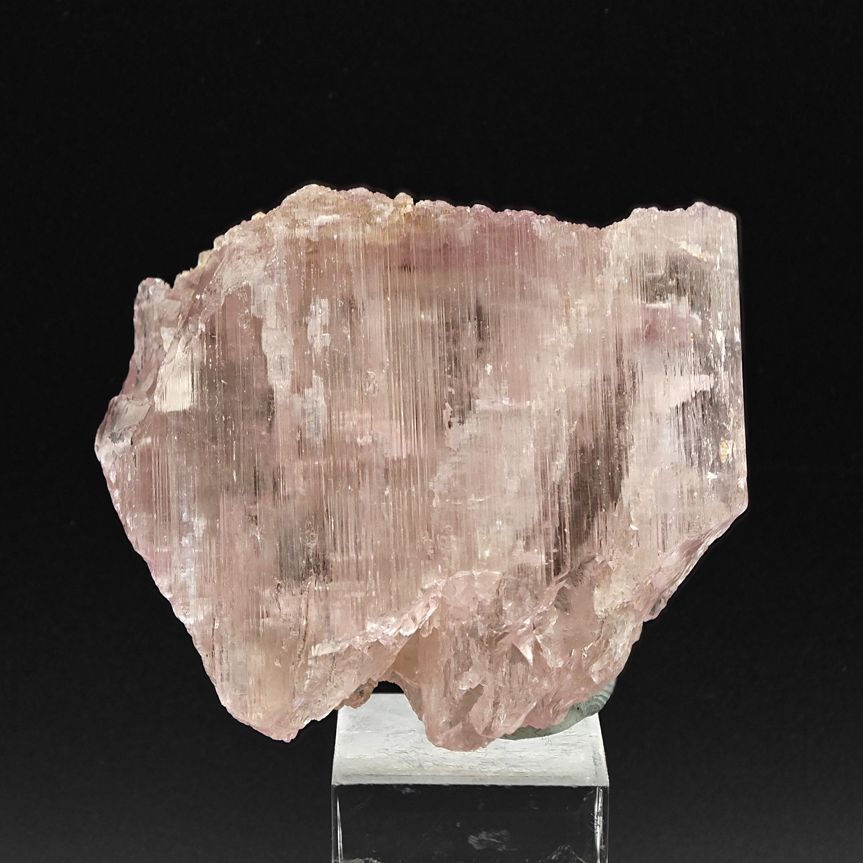 KUNZITE – Pink Crystal, Skardu Road, Gilgit-Baltistan, Pakistan