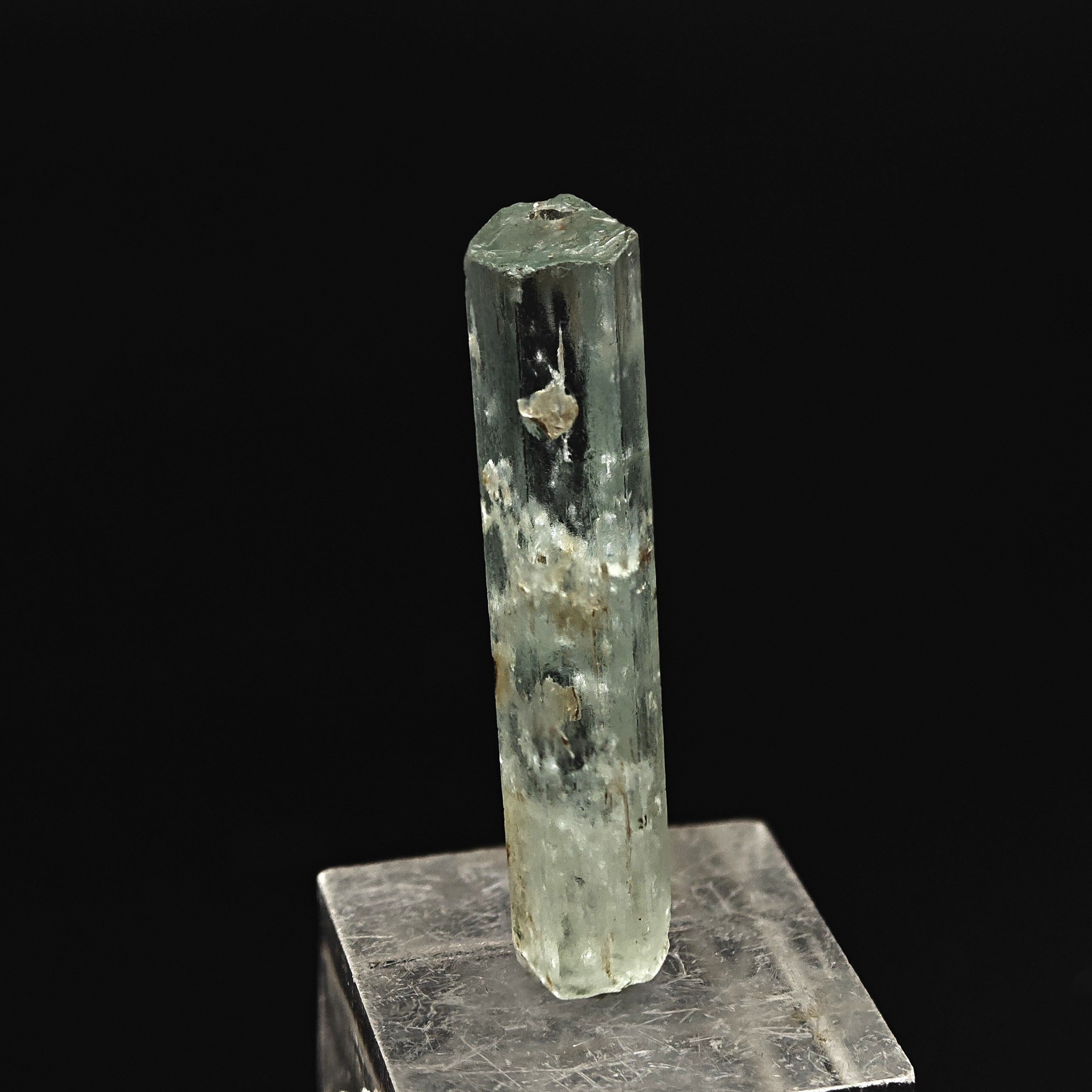 AQUAMARINE – Sky-Blue Gemmy Beryl Crystal, Minas Gerais, Brazil