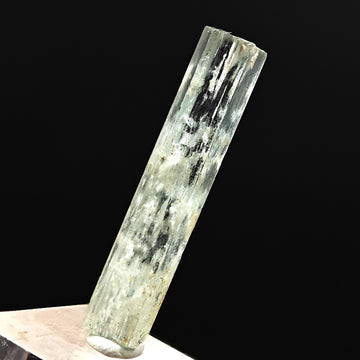 AQUAMARINE – Sky-Blue Gemmy Beryl Crystal, Minas Gerais, Brazil