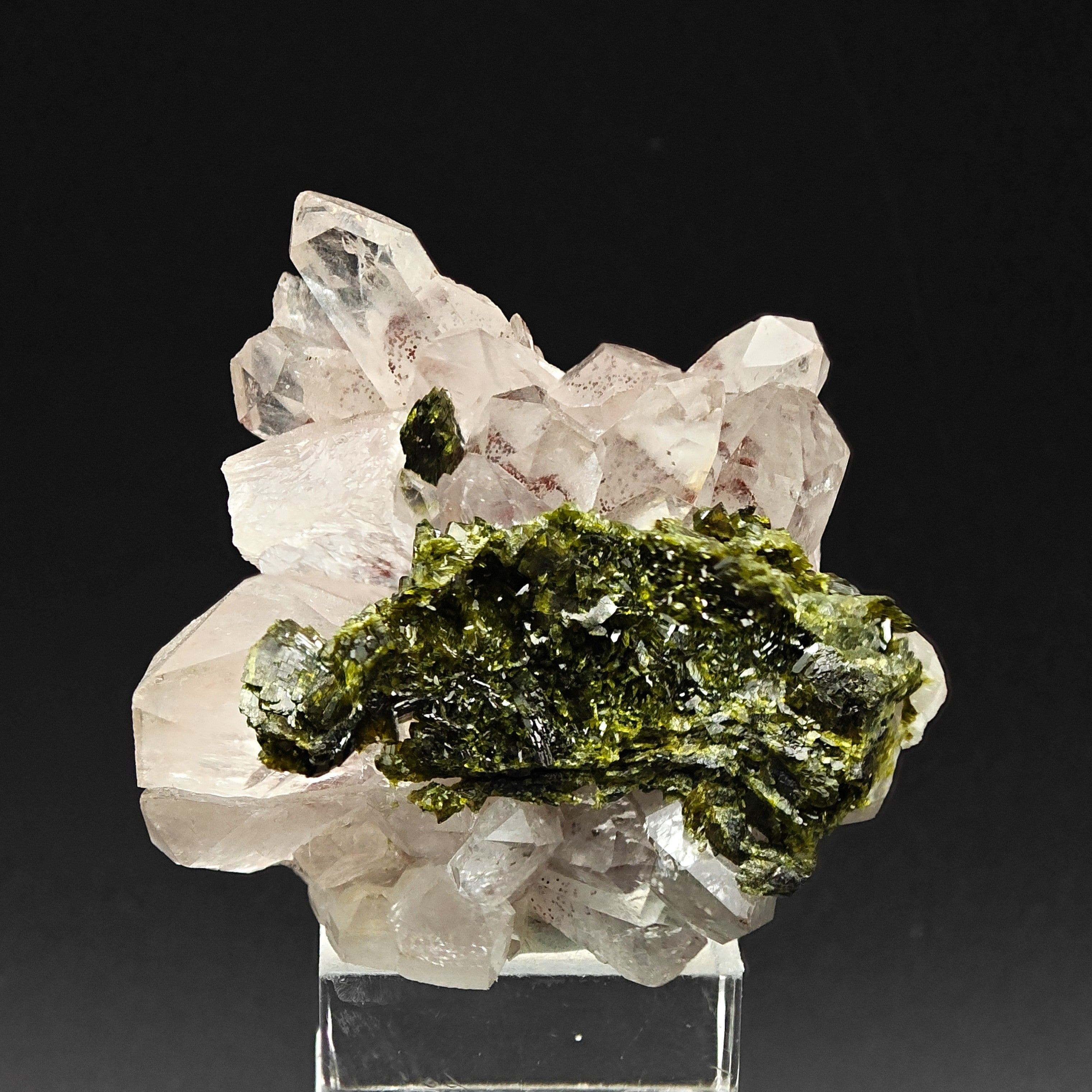 EPIDOTE & AMETHYSTINE QUARTZ – Green Crystals on Rosy Quartz, Meigu, China