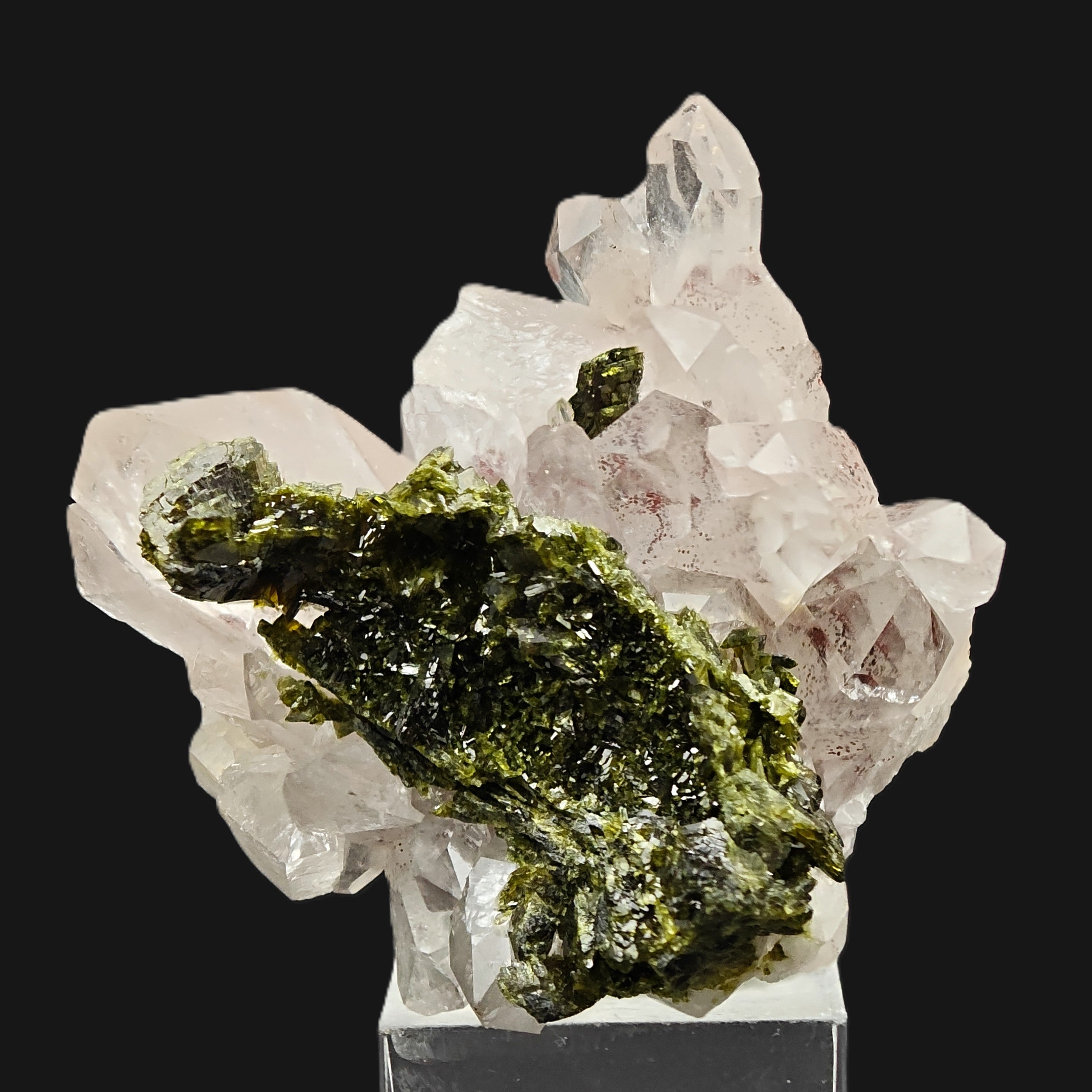 EPIDOTE & AMETHYSTINE QUARTZ – Green Crystals on Rosy Quartz, Meigu, China