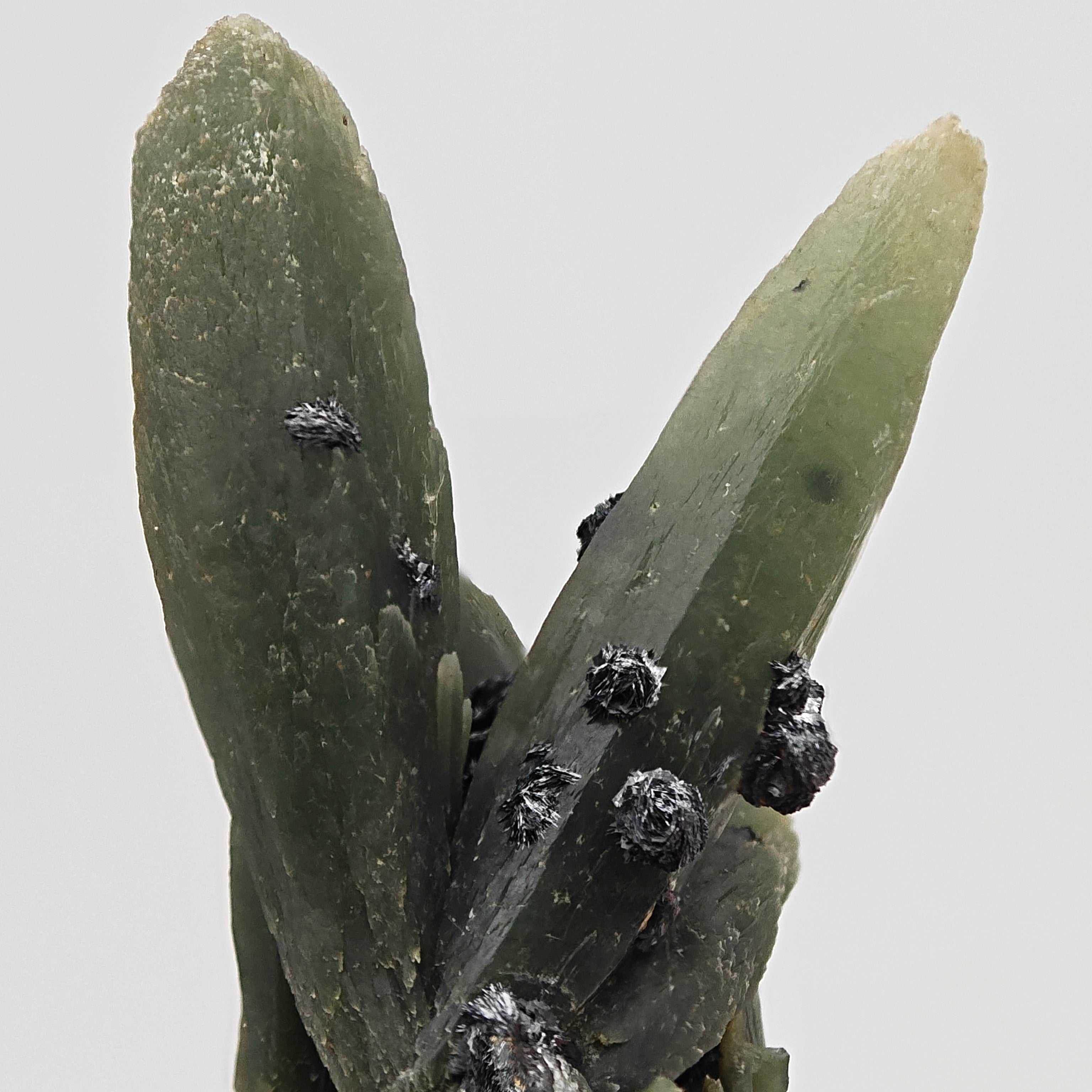 PRASE QUARTZ – Green Crystals with Lustrous Hematite, Serifos Island, Greece