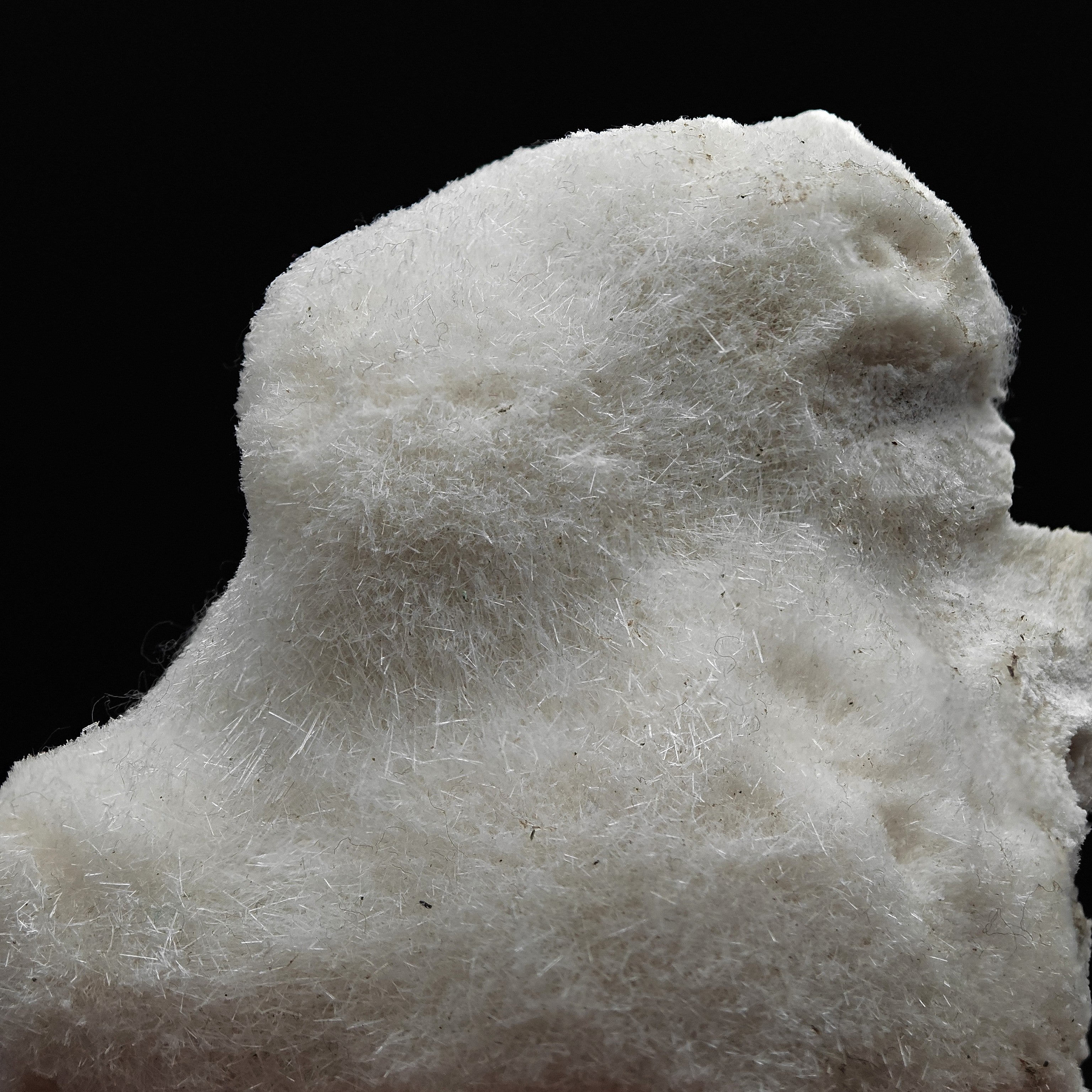 MESOLITE – Thousands of Crystals, Furry Mantle, New Jersey, USA