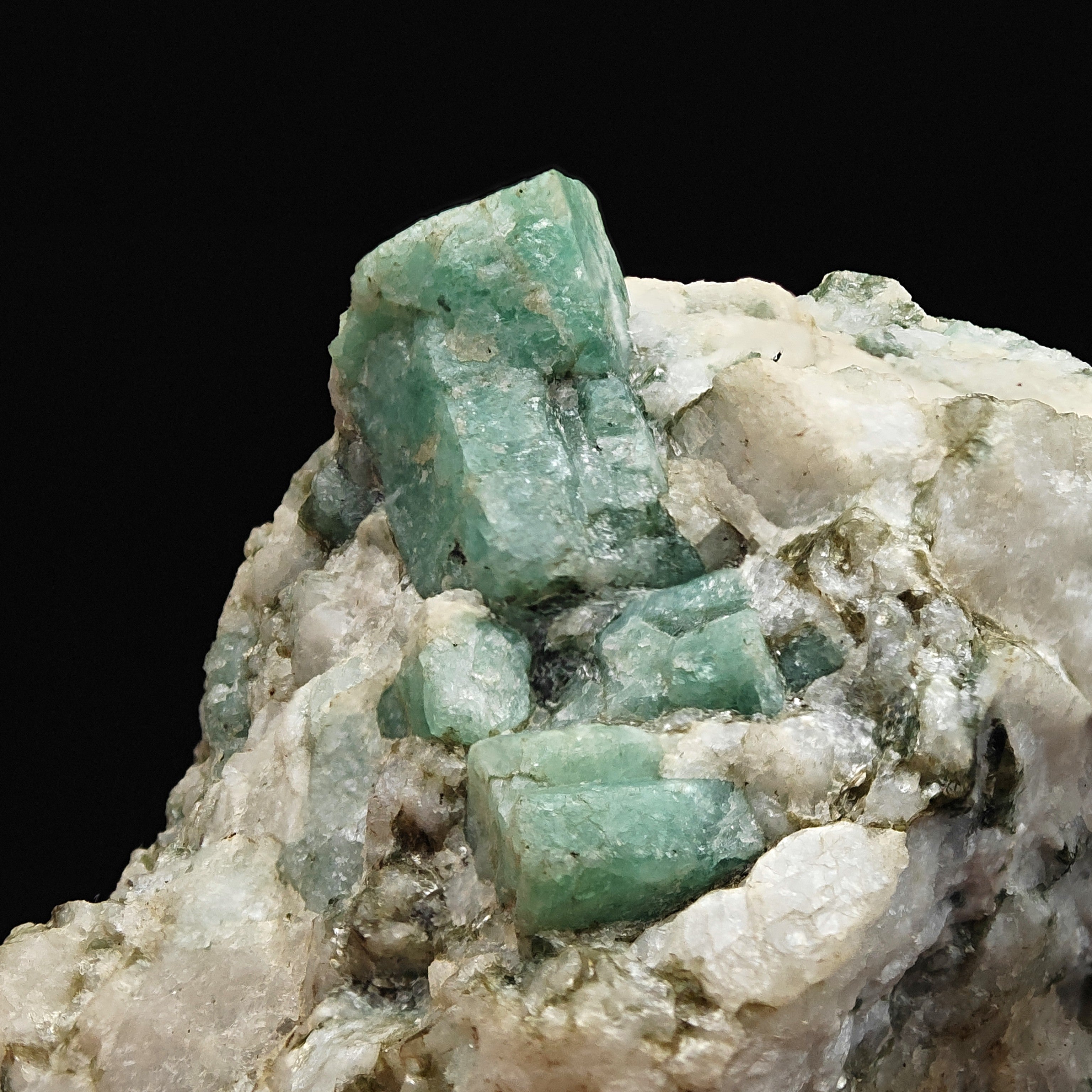 EMERALD – Green Crystals on White Quartz, Pizzo Marcio, Piedmont, Italy