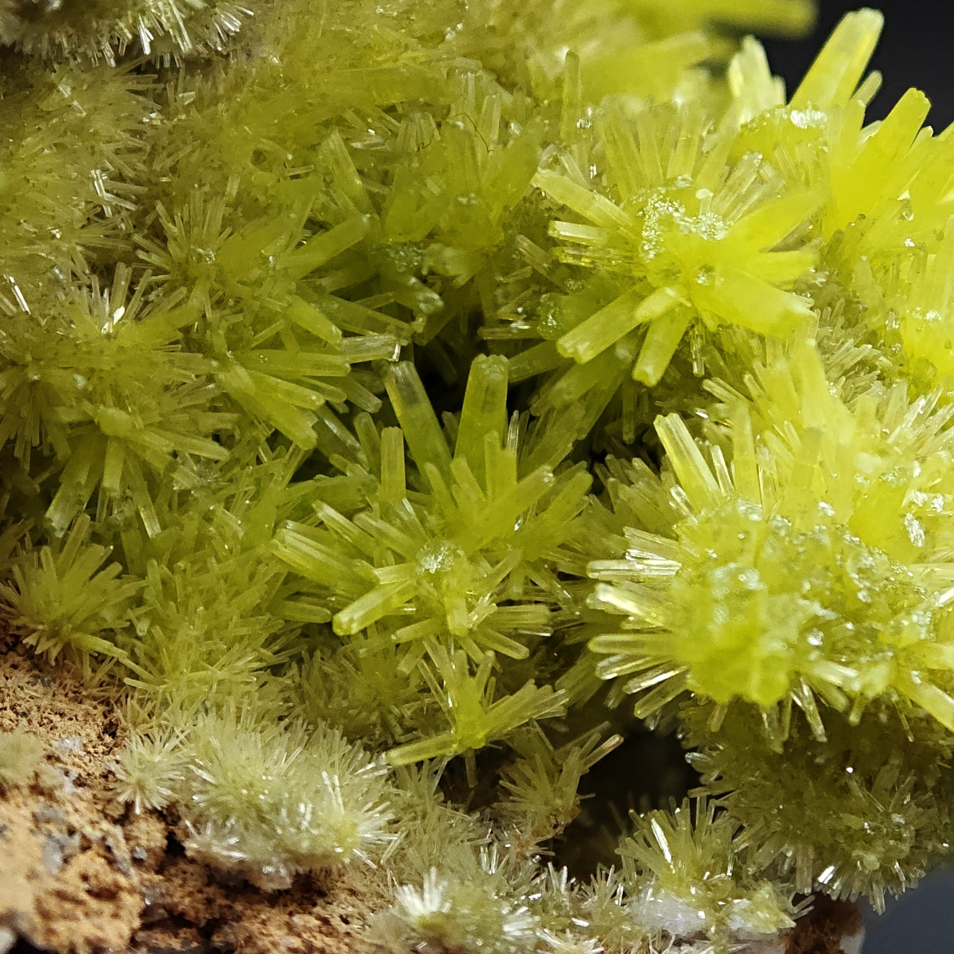 PYROMORPHITE – Vivid Green Crystals on Quartz, Daoping Mine, Guangxi, China