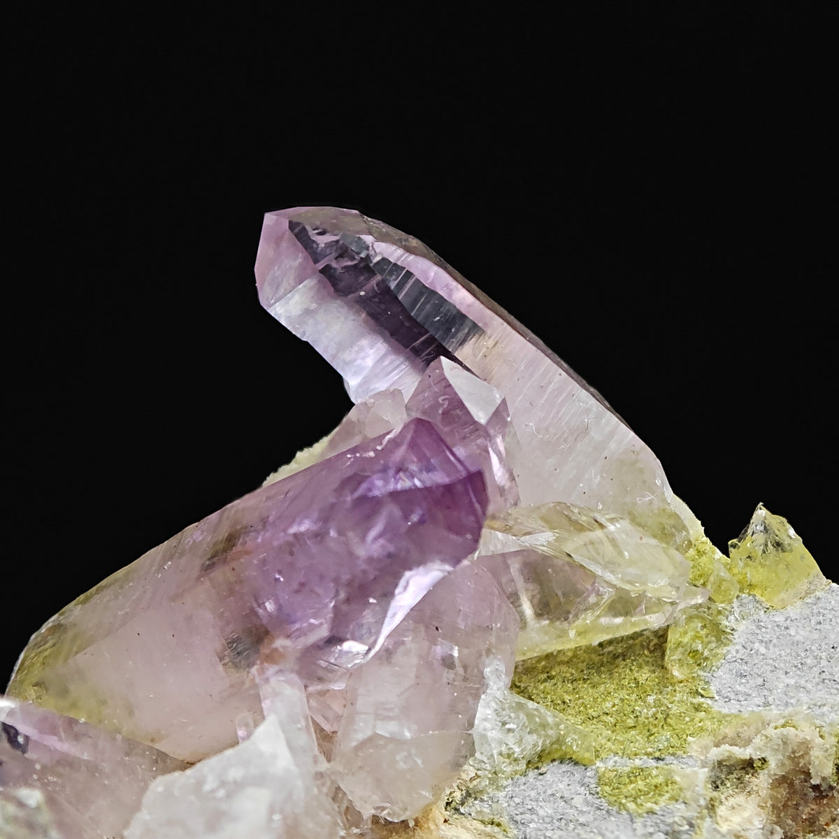 AMETHYST – Violet Crystal Cluster on Matrix, Piedra Parada, Veracruz, Mexico