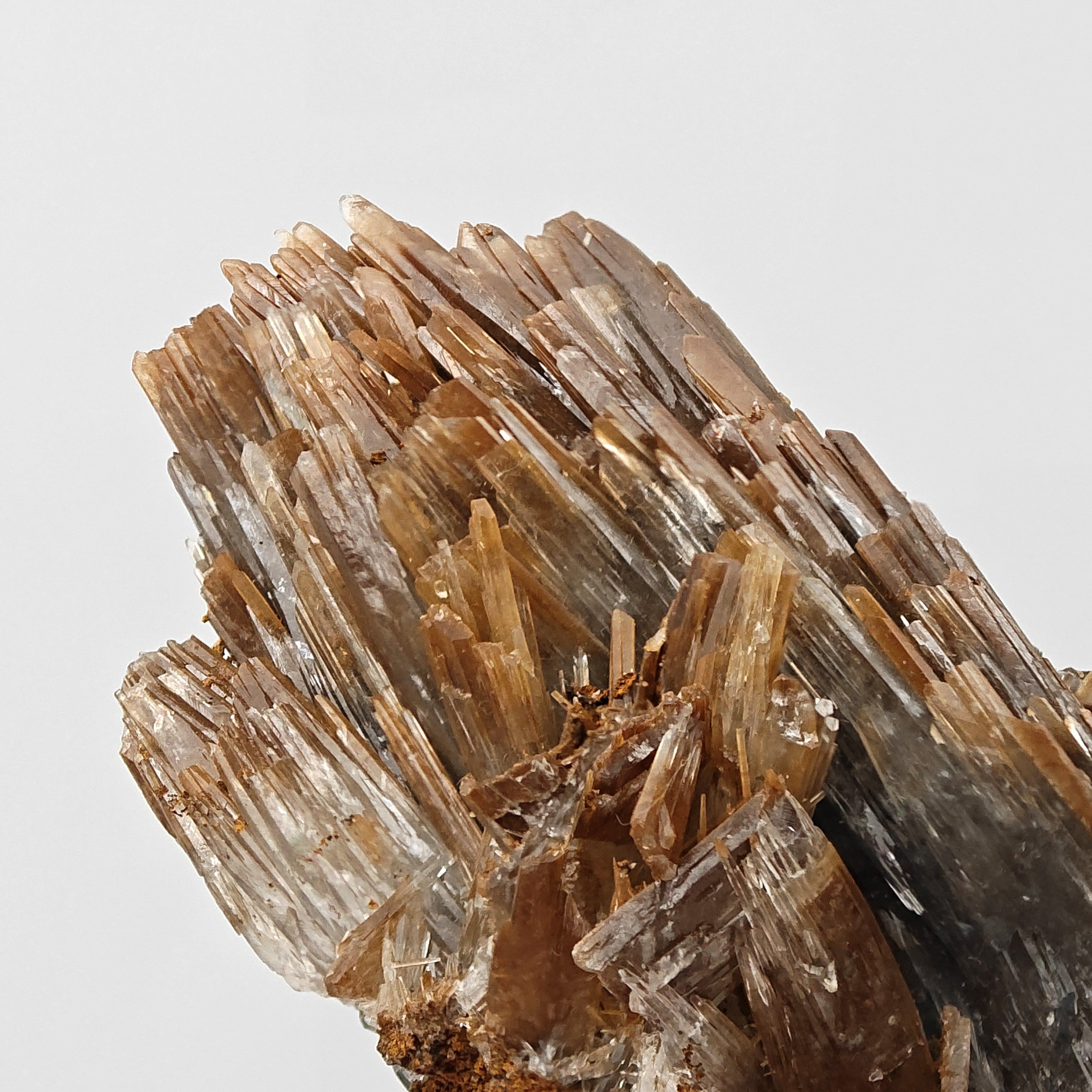 BARYTE – Gray to Orange Gradient Crystals, Jebel Ouichane, Morocco