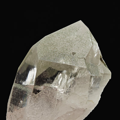 Side view showing sharp crystal faces of smoky quartz with chlorite dusting
