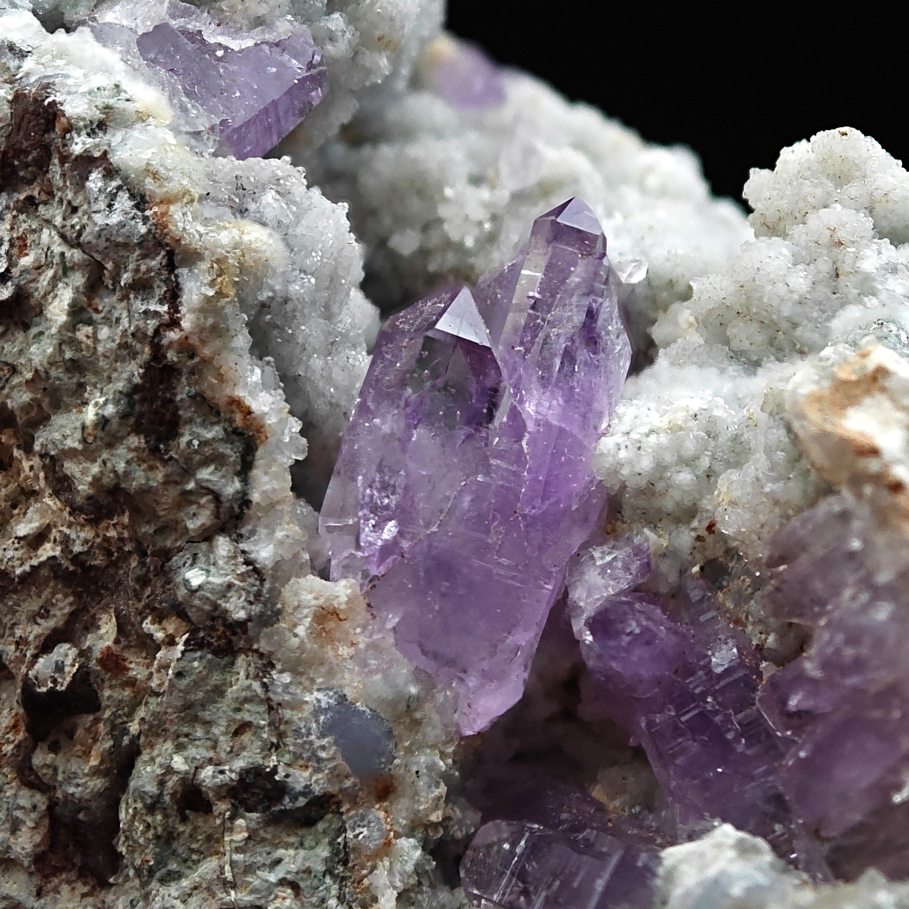 AMETHYST & CALCITE – Scepter & Reverse Scepter Crystals, Osilo, Sardinia, Italy