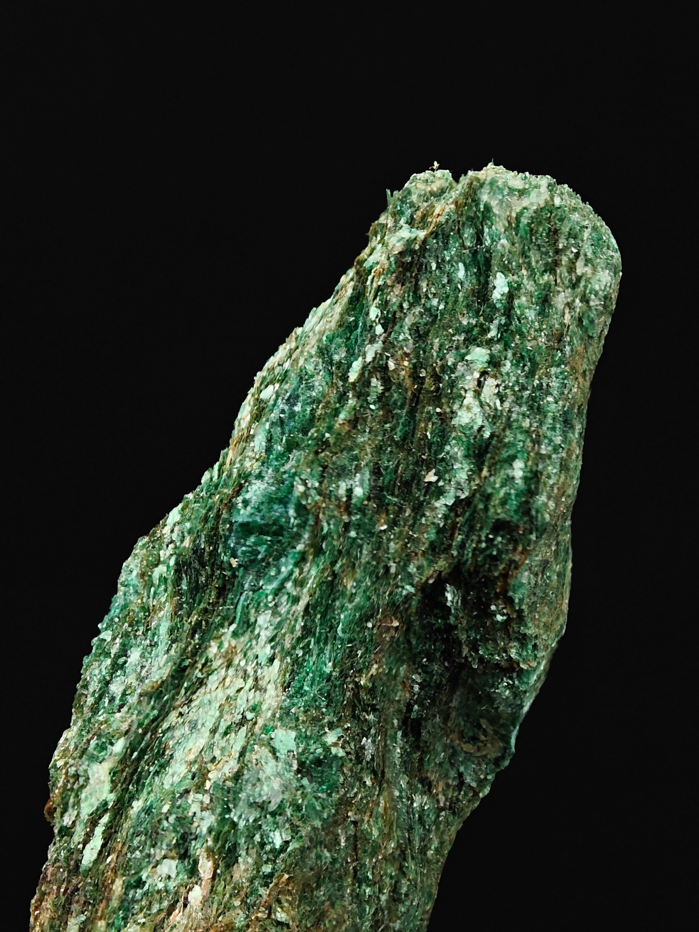 FUCHSITE – Lustrous Green Mica Blades on Matrix, Jacobina, Bahia, Brazil