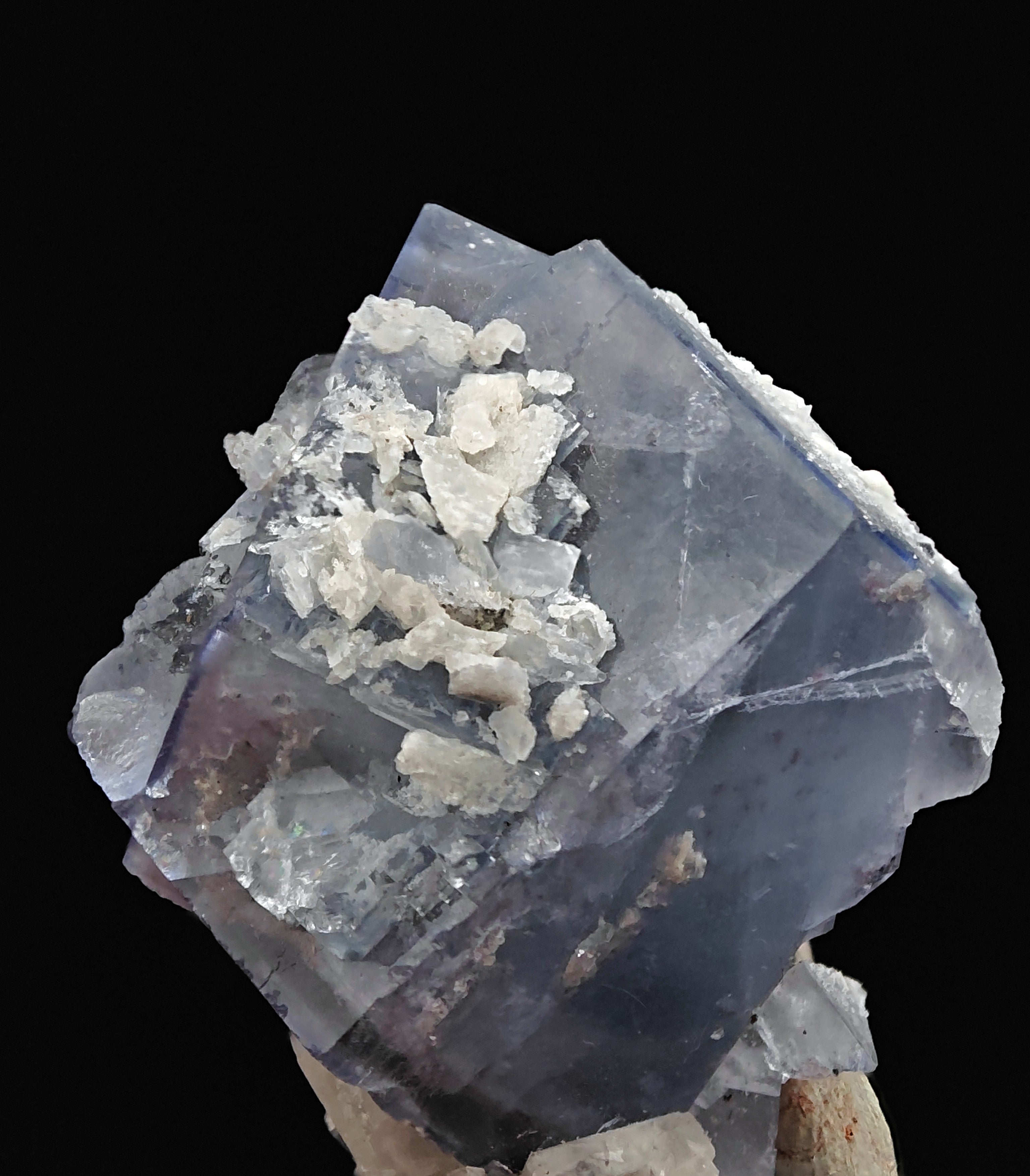 FLUORITE & CALCITE – Blue Twinned Cubic Crystals, Inner Mongolia, China