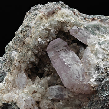 AMETHYST & QUARTZ – Geode with Pink Amethyst, Capurru Mine, Sardinia, Italy