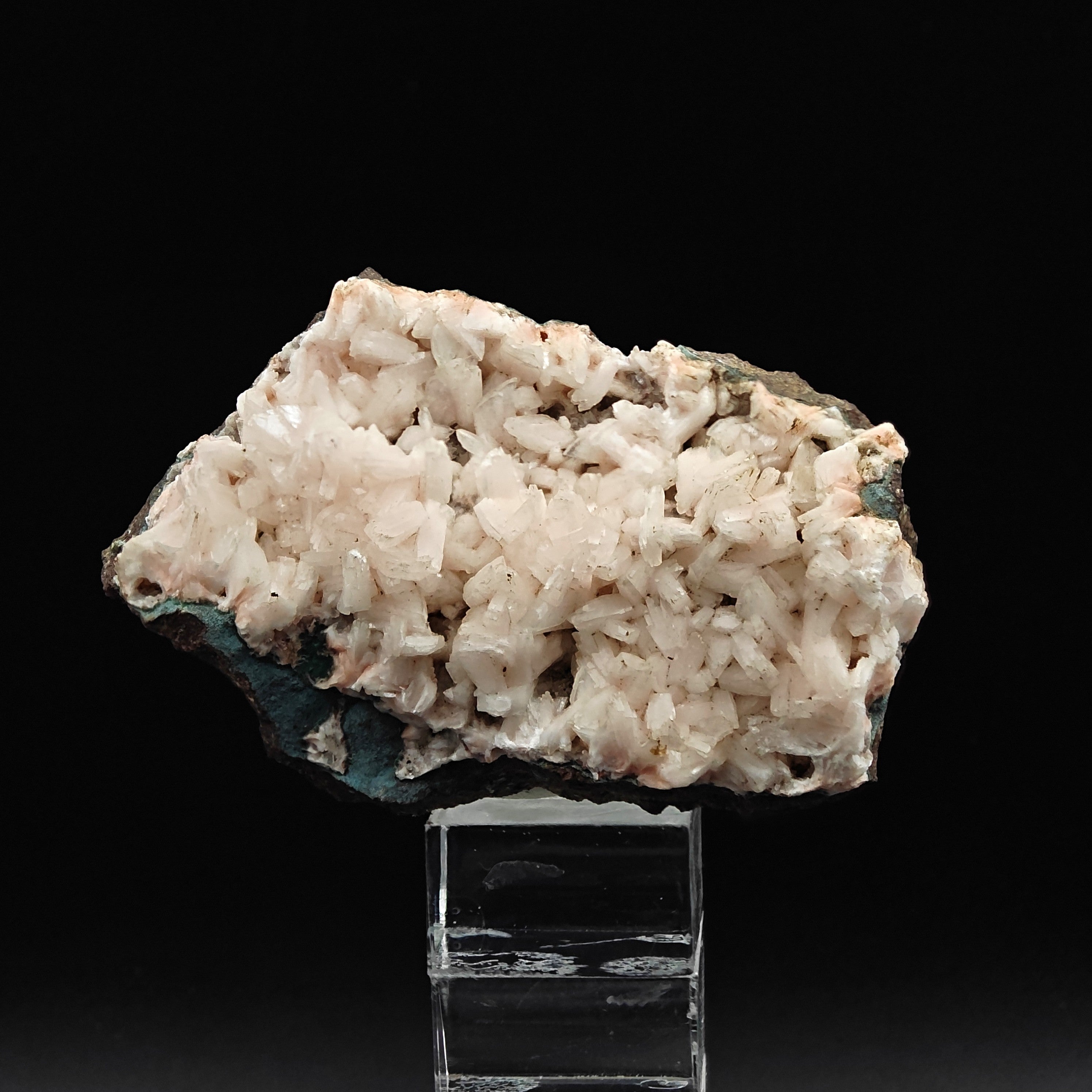 HEULANDITE – Lustrous Pink Crystals on Dark Matrix, Pune, Maharashtra, India