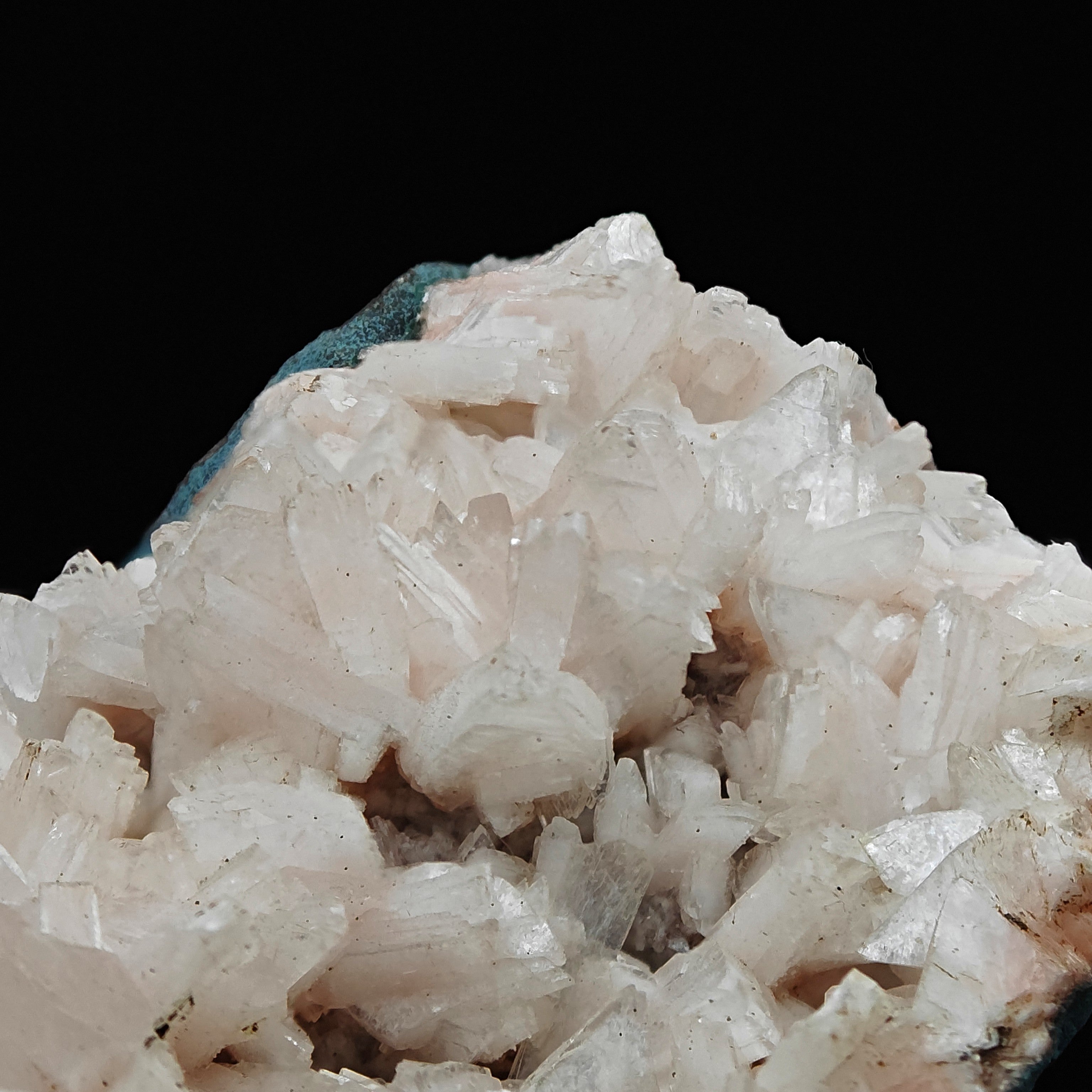 HEULANDITE – Lustrous Pink Crystals on Dark Matrix, Pune, Maharashtra, India
