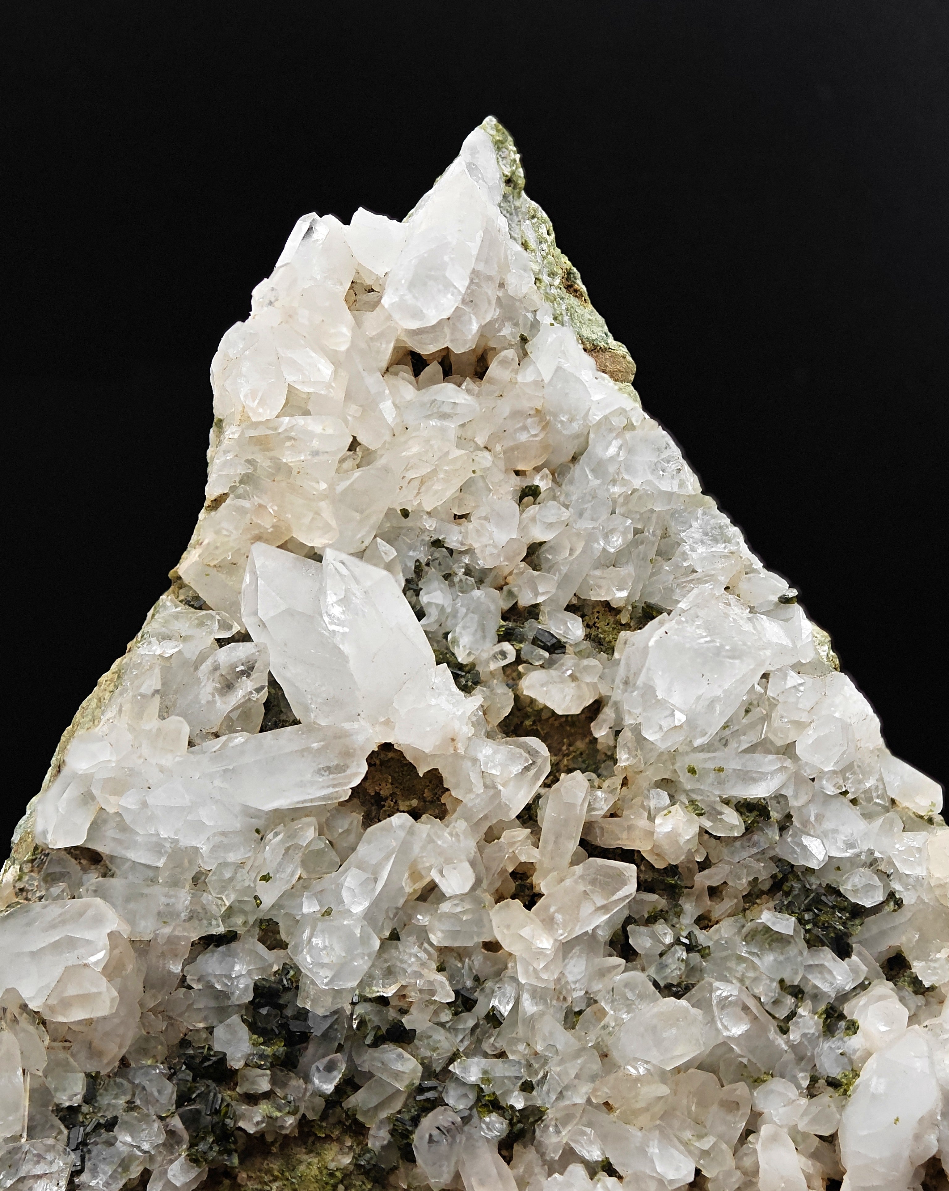 QUARTZ & EPIDOTE – Green Crystals on Matrix, Gambatesa Mine, Liguria, Italy