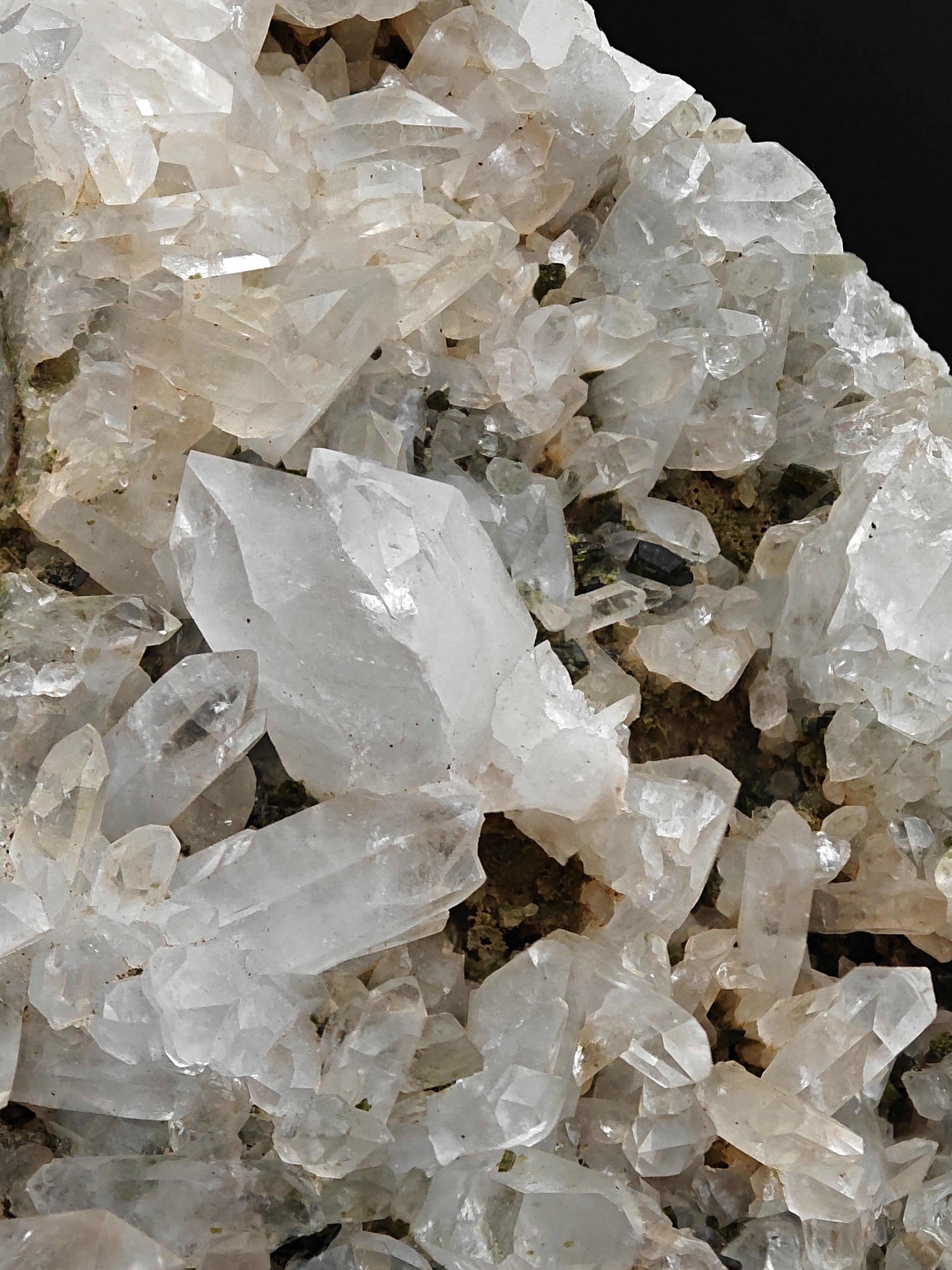 QUARTZ & EPIDOTE – Green Crystals on Matrix, Gambatesa Mine, Liguria, Italy