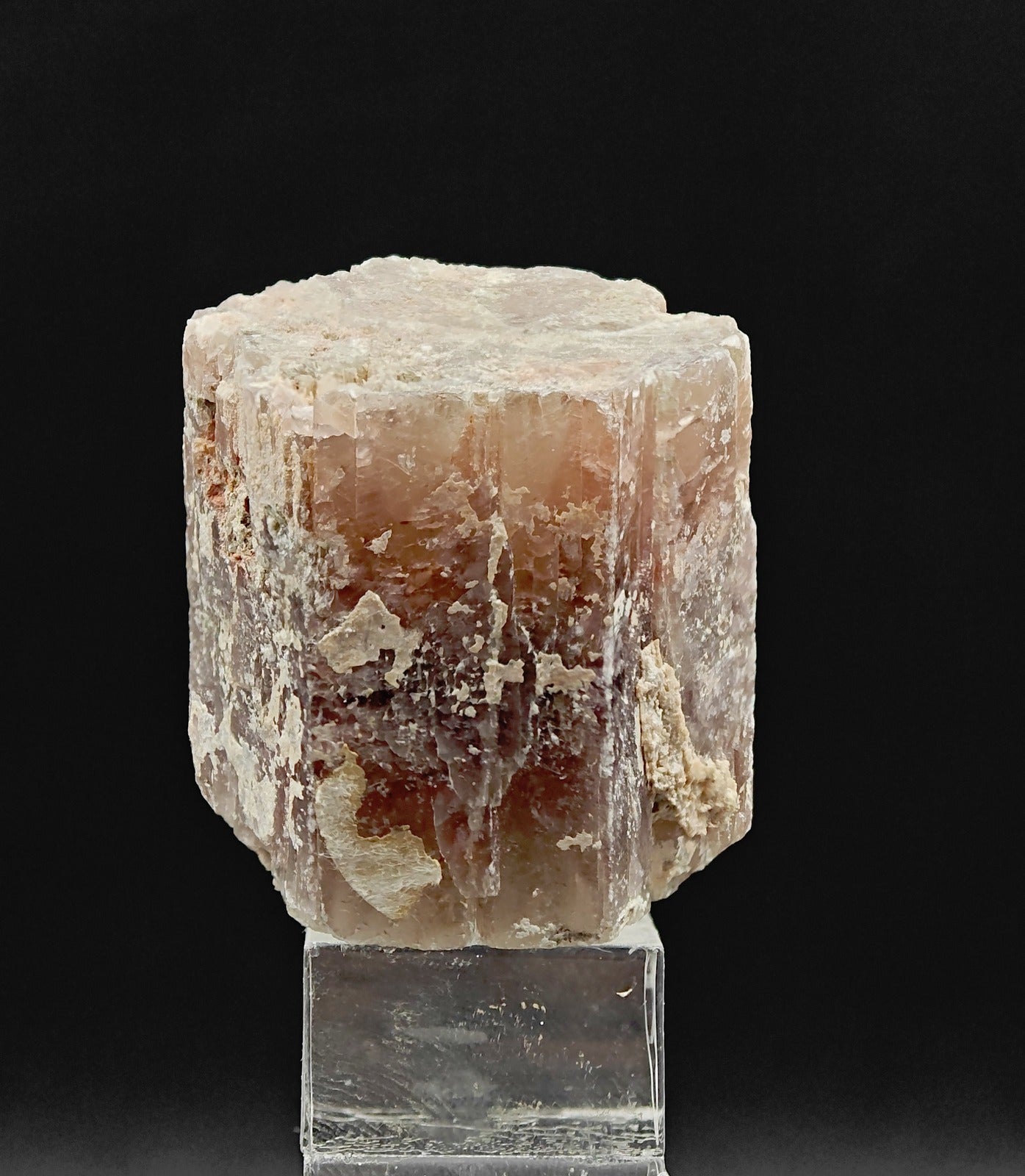 ARAGONITE – Rare Violet Pseudohexagonal Twin, Retamal Ravine, Spain