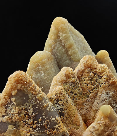 Close-up of pointed smithsonite crystals with drusy patches, San Giovanni Mine, Sardinia