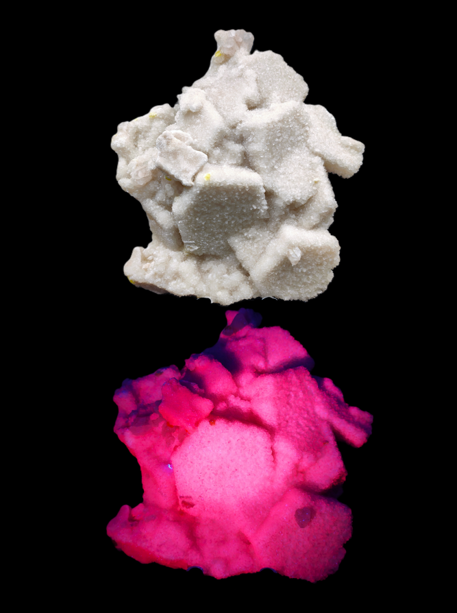 ARAGONITE – Pseudo-Hexagonal Crystals with Sulfur, Cozzo Disi, Sicily, Italy