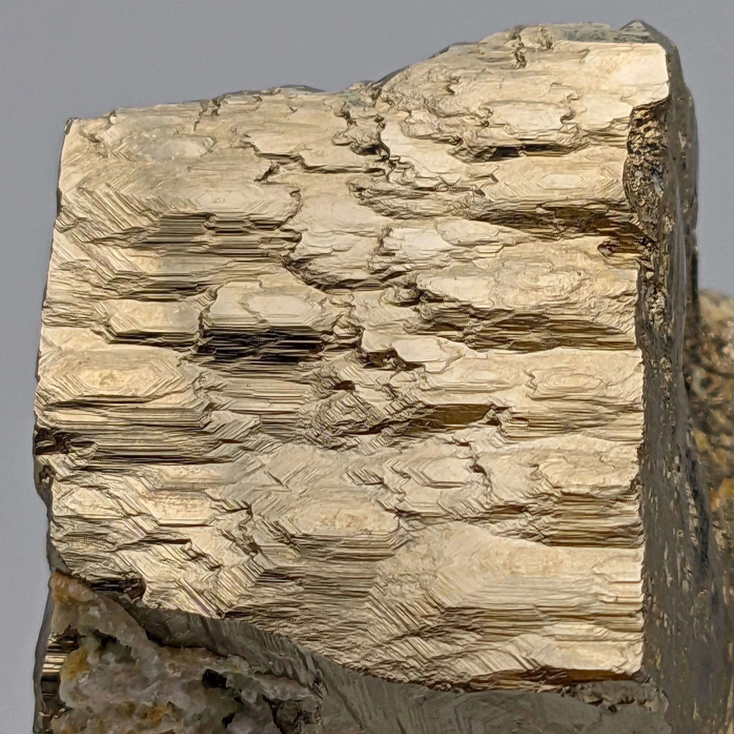 PYRITE CUBES – Natural Golden & Twined Cubic Pyrite from Spain