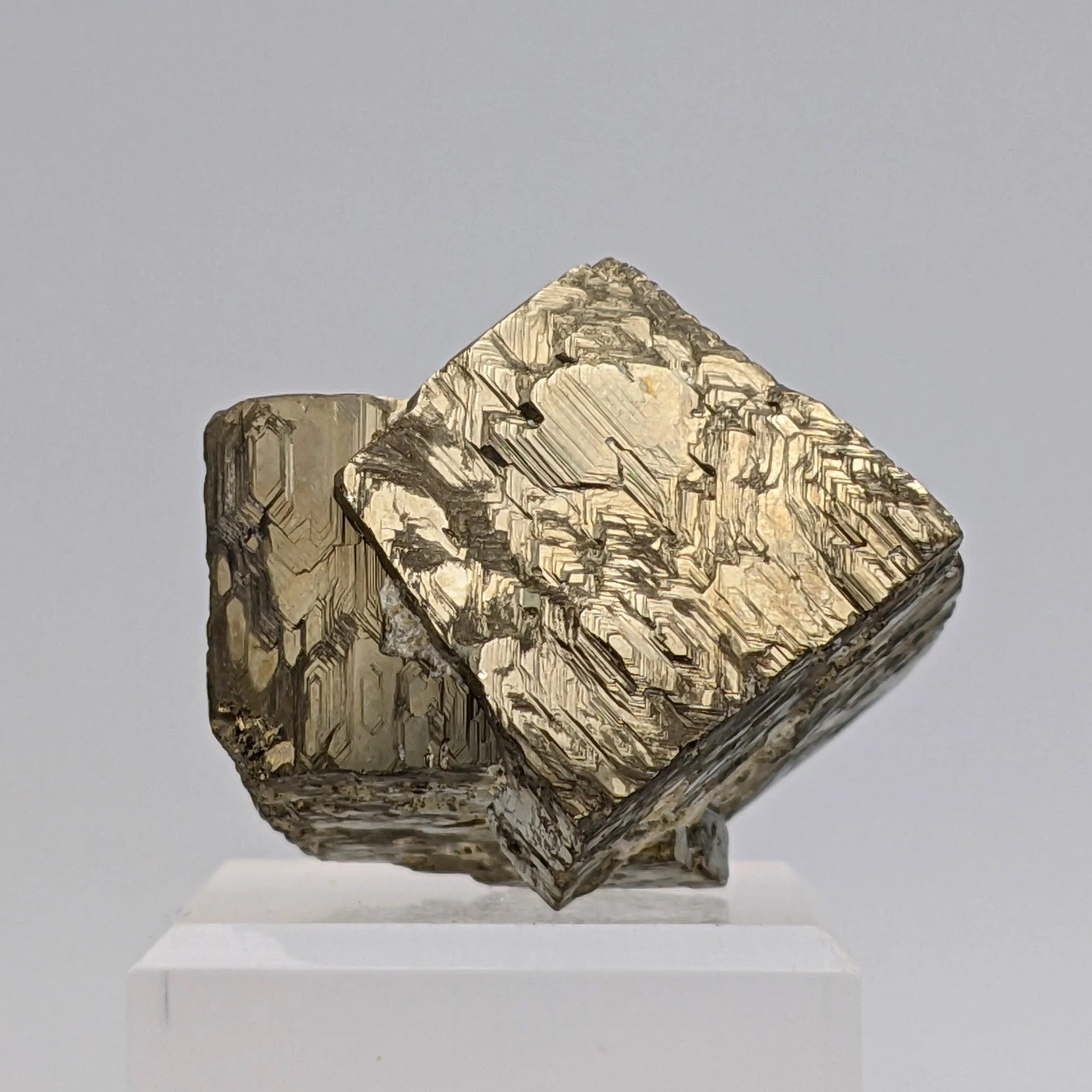 PYRITE CUBES – Natural Golden & Twined Cubic Pyrite from Spain